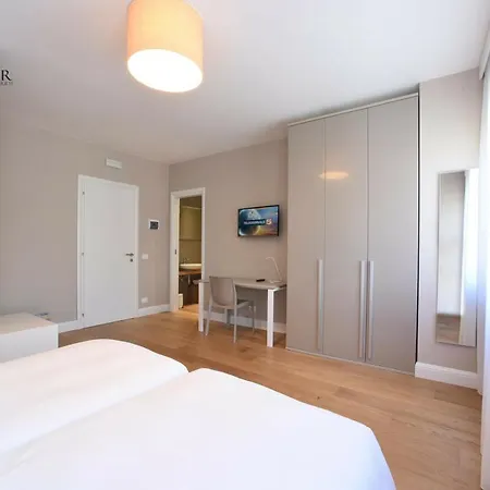 ベッド・アンド・ブレックファスト Piazza Cavour リエーティ