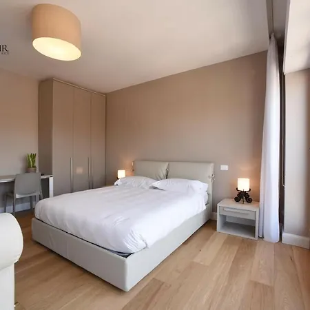 ベッド・アンド・ブレックファスト Piazza Cavour リエーティ