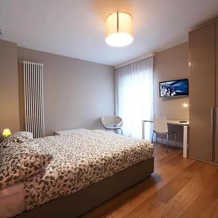 ベッド・アンド・ブレックファスト Piazza Cavour リエーティ