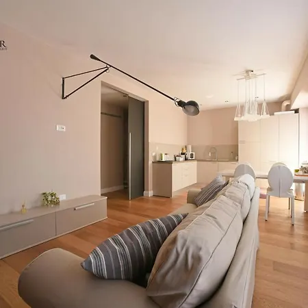 ベッド・アンド・ブレックファスト Piazza Cavour リエーティ